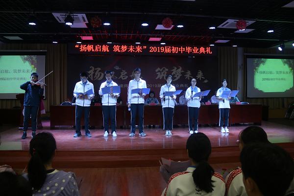 诗朗诵.JPG