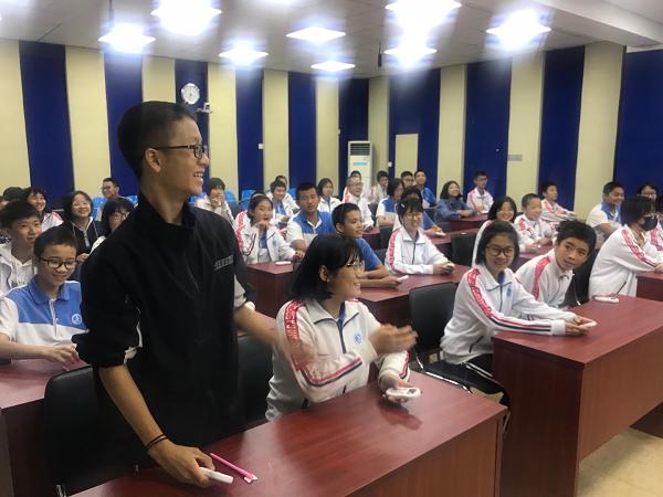 卢简讯3.jpg